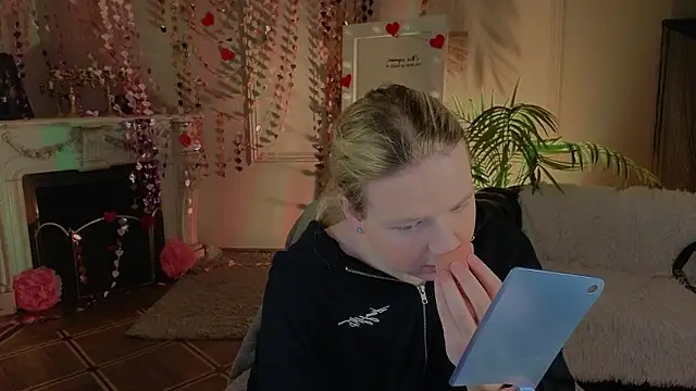 Jes Solar online show from 03.03.26