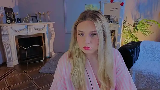 Jes Solar online show from 04.08.26