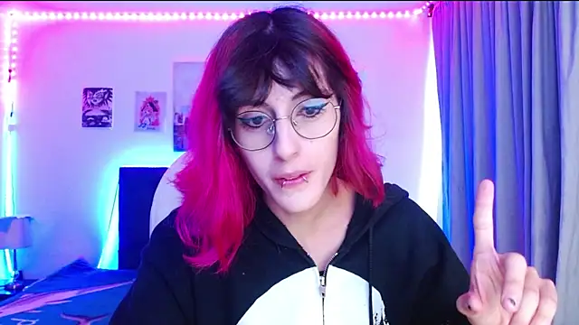 goth minerva online show from 11.26.25