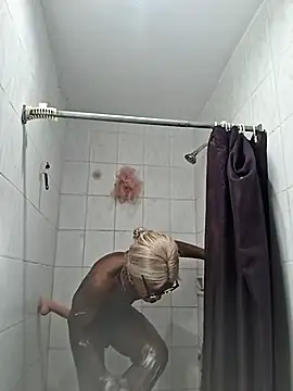 ItsBarbieBitcxxxx69 online show from 11.20.25