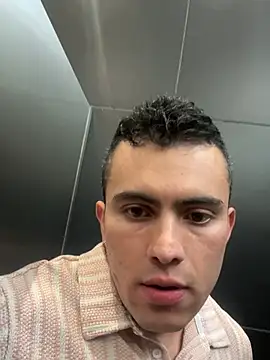 Snapshot of LucasJewely chatting on 06.08.26 LucasJewely online show from 06.08.26