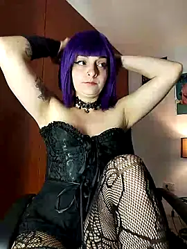 Snapshot of KARINNA__RAVEN chatting on 09.11.25 KARINNA RAVEN online show from 09.11.25