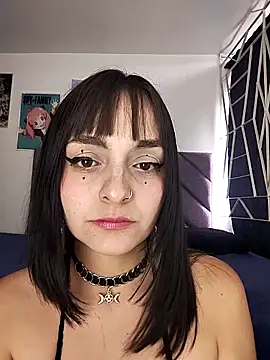 KARINNA  RAVEN online show from 04.19.26