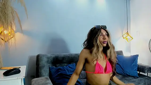 Snapshot of Electtra_Scretch chatting on 03.19.25 Electtra Scretch online show from 03.19.25