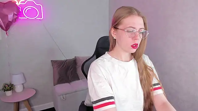 Joann Shermann online show from 02.25.26