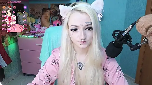 Snapshot of Manuela_unicorn chatting on 03.19.25 Manuela unicorn online show from 03.19.25