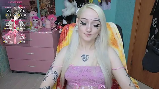 Snapshot of Manuela_unicorn chatting on 05.18.26 Manuela unicorn online show from 05.18.26