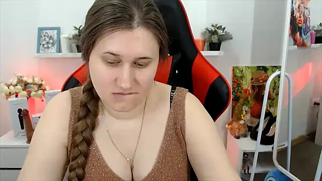 Snapshot of Lucky_Lana chatting on 03.20.25 Lucky Lana online show from 03.20.25