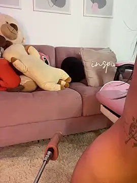 Snapshot of ariana_bae_ chatting on 03.19.25 ariana bae online show from 03.19.25