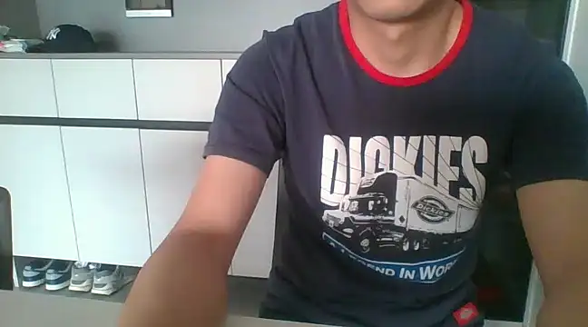 Snapshot of nole_china7 chatting on 03.21.25 nole china7 online show from 03.21.25