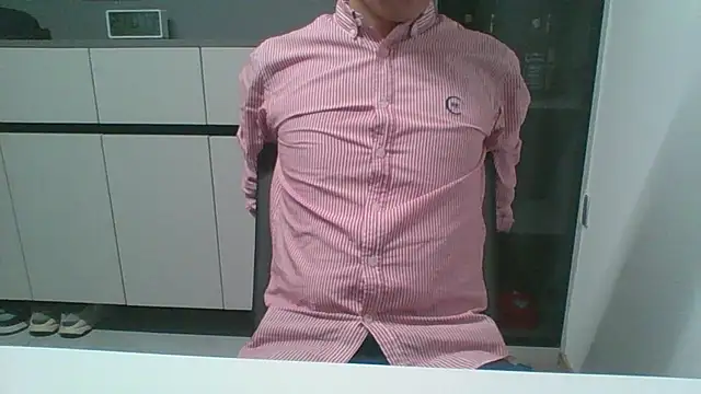 Snapshot of nole_china7 chatting on 10.08.25 nole china7 online show from 10.08.25