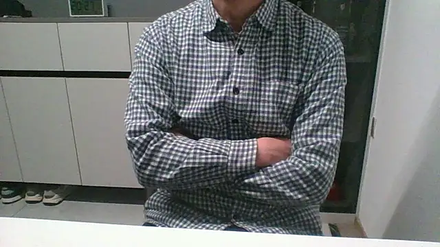 Snapshot of nole_china7 chatting on 10.14.25 nole china7 online show from 10.14.25