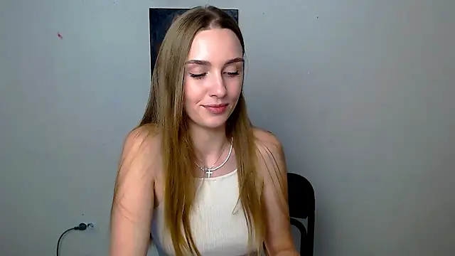 Snapshot of Doll_Angelina chatting on 08.04.26 Doll Angelina online show from 08.04.26