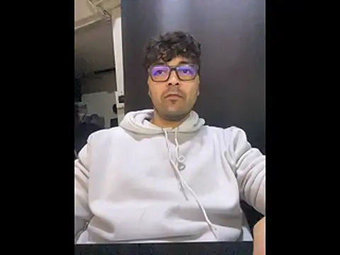 Freakydrag online show from 11.20.25