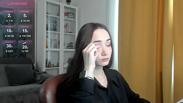 Lillllos online show from 11.24.25