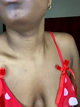 YummyMelanin117 online show from 11.12.25