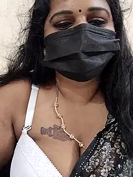 Snapshot of aparna99 chatting on 03.19.25 aparna99 online show from 03.19.25