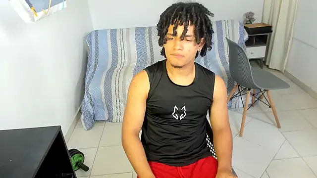 Snapshot of samxx_muscle chatting on 07.26.26 samxx muscle online show from 07.26.26