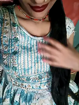 Eshwari Chopra online show from 10.25.25