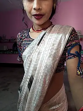 Eshna Dabral online show from 12.02.25