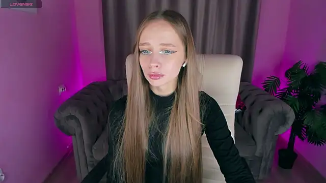 Amy Waynee online show from 12.16.25