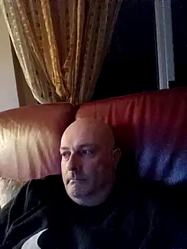 Alexis Bull online show from 12.16.25