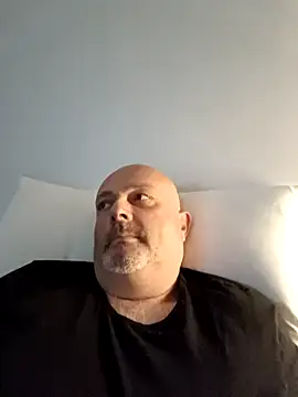 Alexis Bull online show from 04.15.26