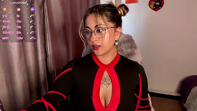 emma  bell  online show from 10.31.25