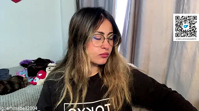 Snapshot of emma__bell_ chatting on 02.17.26 emma bell online show from 02.17.26