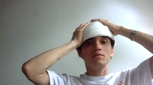 Snapshot of santihot089 chatting on 03.20.25 santihot089 online show from 03.20.25