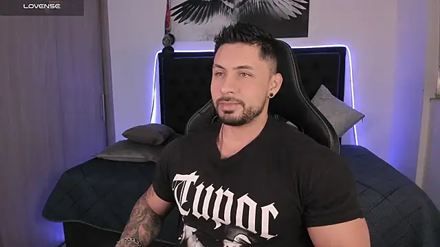 santi aesthetic online show from 04.23.26