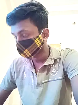 Snapshot of _fucker_18 chatting on 10.17.25 fucker 18 online show from 10.17.25