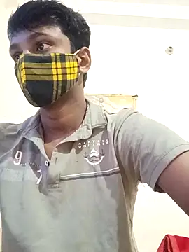 Snapshot of _fucker_18 chatting on 11.08.25 fucker 18 online show from 11.08.25