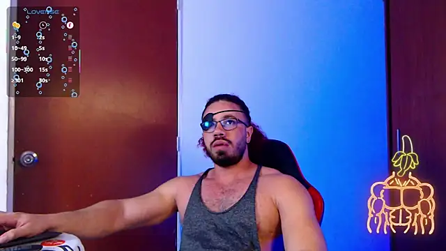 Snapshot of pirata_fitness chatting on 05.30.26 pirata fitness online show from 05.30.26