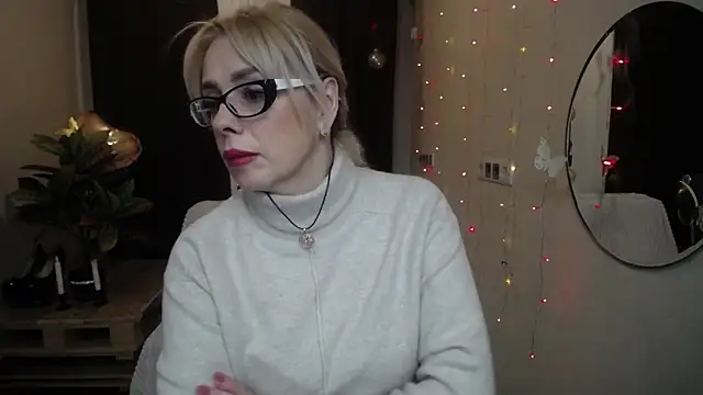 KatrinaCharm online show from 03.21.25