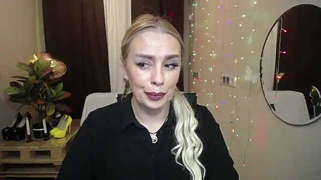 KatrinaCharm online show from 03.22.25