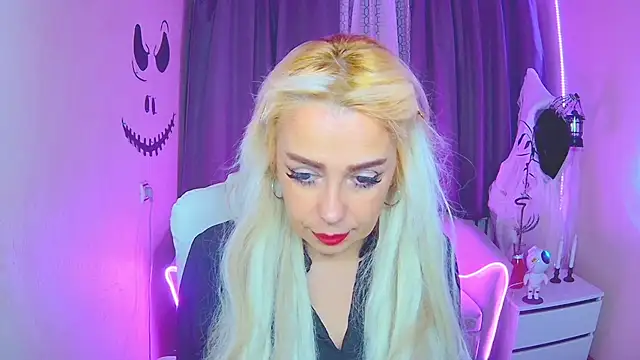 KatrinaCharm online show from 11.02.25