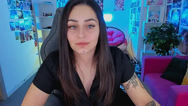 Snapshot of ValeriiMills chatting on 02.16.26 ValeriiMills online show from 02.16.26