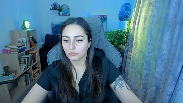 Snapshot of ValeriiMills chatting on 03.12.26 ValeriiMills online show from 03.12.26