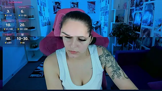 Snapshot of ValeriiMills chatting on 03.19.26 ValeriiMills online show from 03.19.26