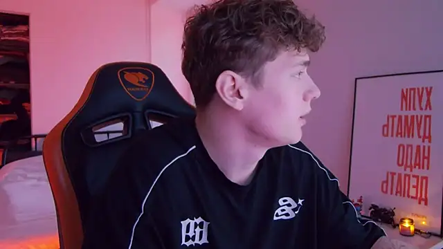 DanyDavis online show from 10.17.25