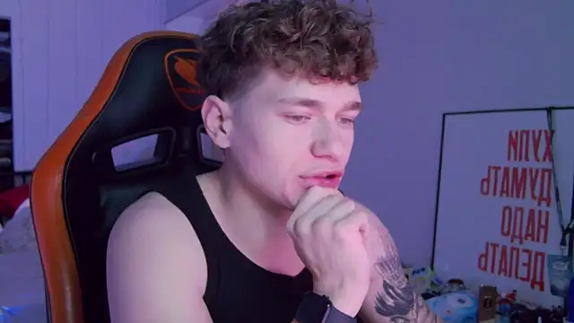 DanyDavis online show from 11.11.25