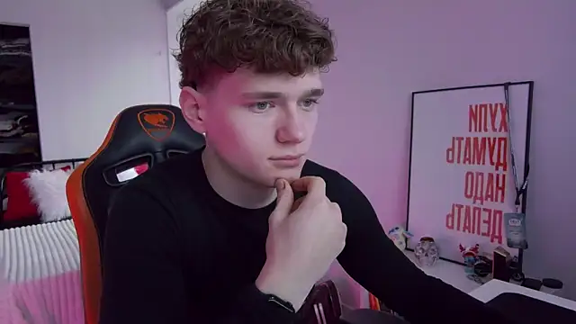 DanyDavis online show from 11.15.25