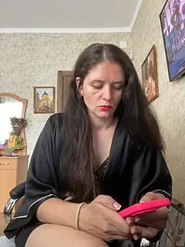 Snapshot of MariannaSida chatting on 06.13.26 MariannaSida online show from 06.13.26