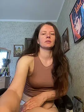 Snapshot of MariannaSida chatting on 06.17.26 MariannaSida online show from 06.17.26