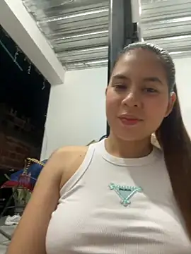 Snapshot of valeriadoll_ chatting on 11.20.25 valeriadoll online show from 11.20.25