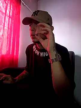 Chris  Jones online show from 09.23.25