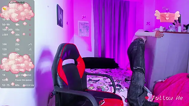 SkylerBennet online show from 10.22.25