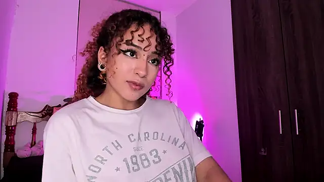 MaryJanelovers online show from 04.08.26