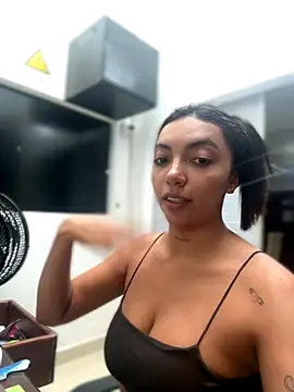 ImAshley1 online show from 10.21.25